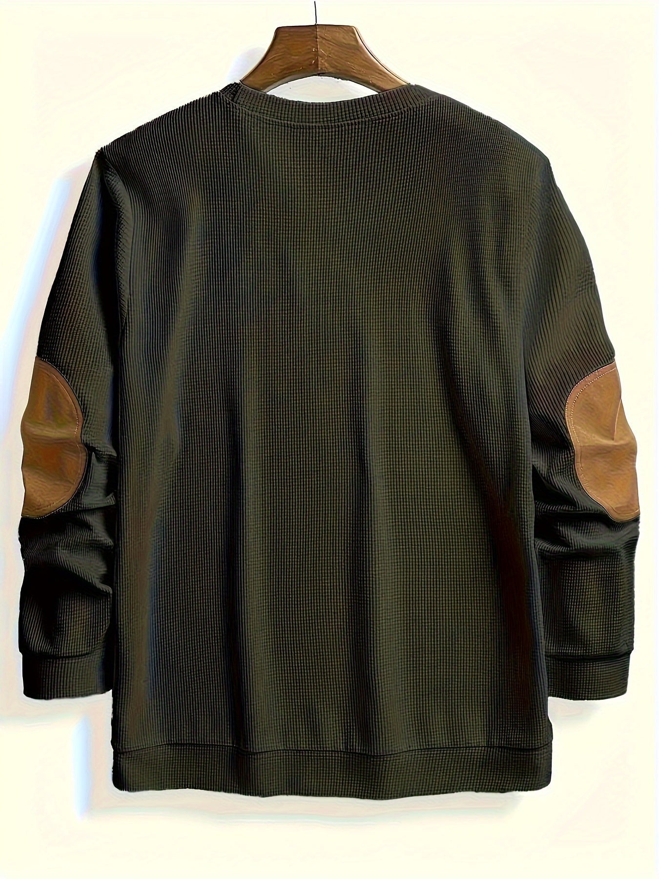 Alveno | Maglione testurizzato con dettagli in pelle.