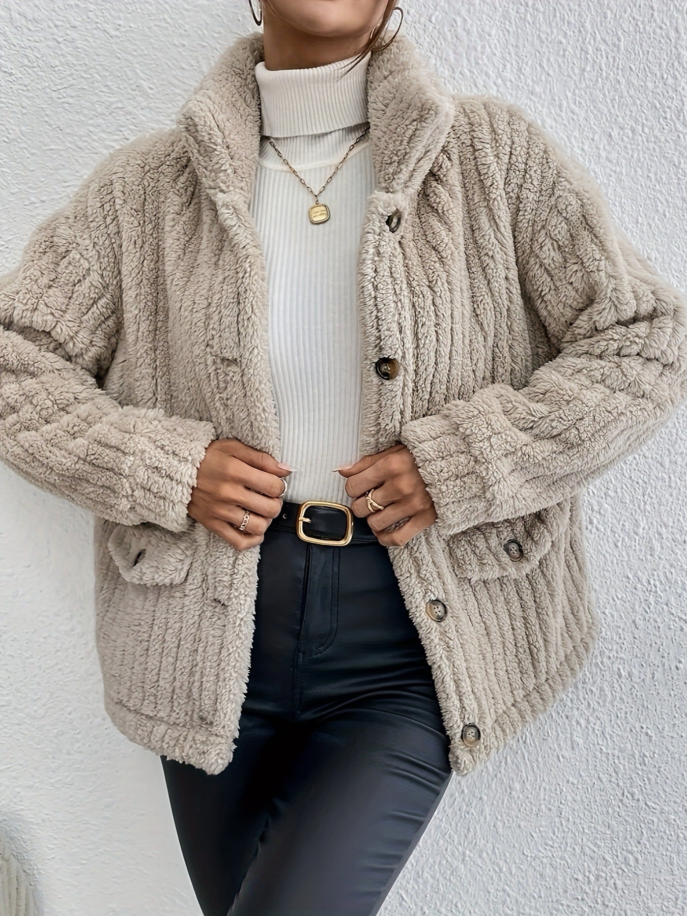 Esra | Cardigan doppiopetto in velluto con bottoni