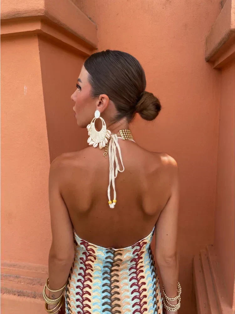Roxanne | Abito halter con schiena aperta seducente