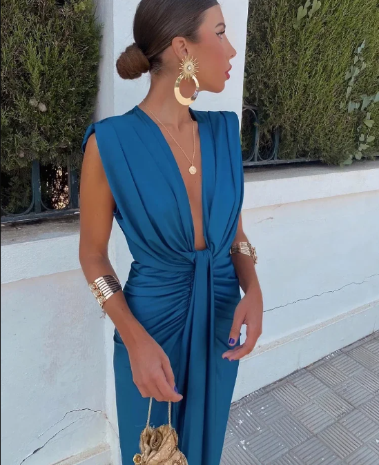 Amelia | Pieghe morbide, eleganza moderna